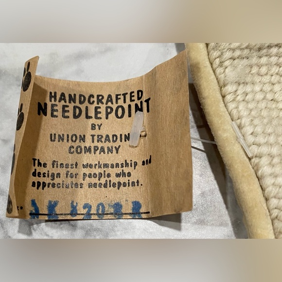 CLAWS COLLECTION Needlepoint Stocking #SK820BR UNION TRADING Christmas READ - Picture 2 of 16